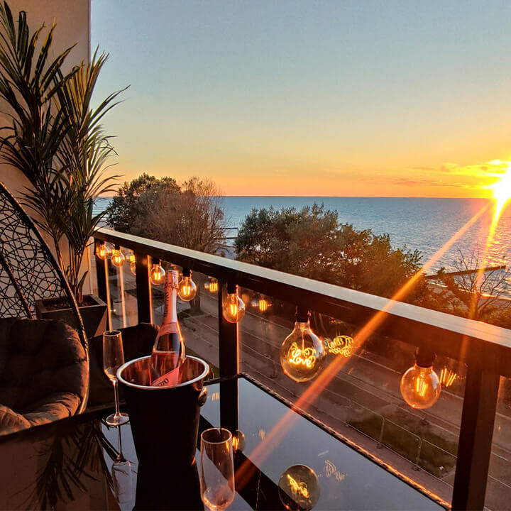 zachód słońca na tarasie