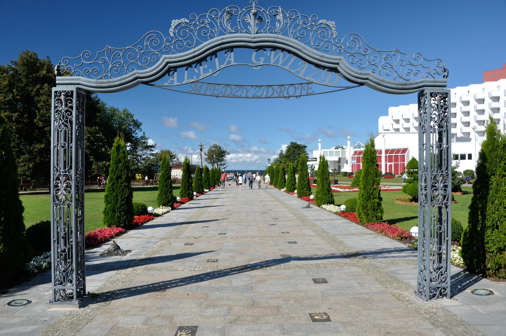 Promenada Gwiazd i kładka spacerowa w Międzyzdrojach